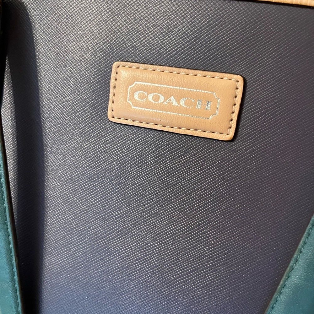 Coach City Park Metro Saffiano Leather Tote in Navy with Hang Tag Bag 24341 - Picture 3 of 6